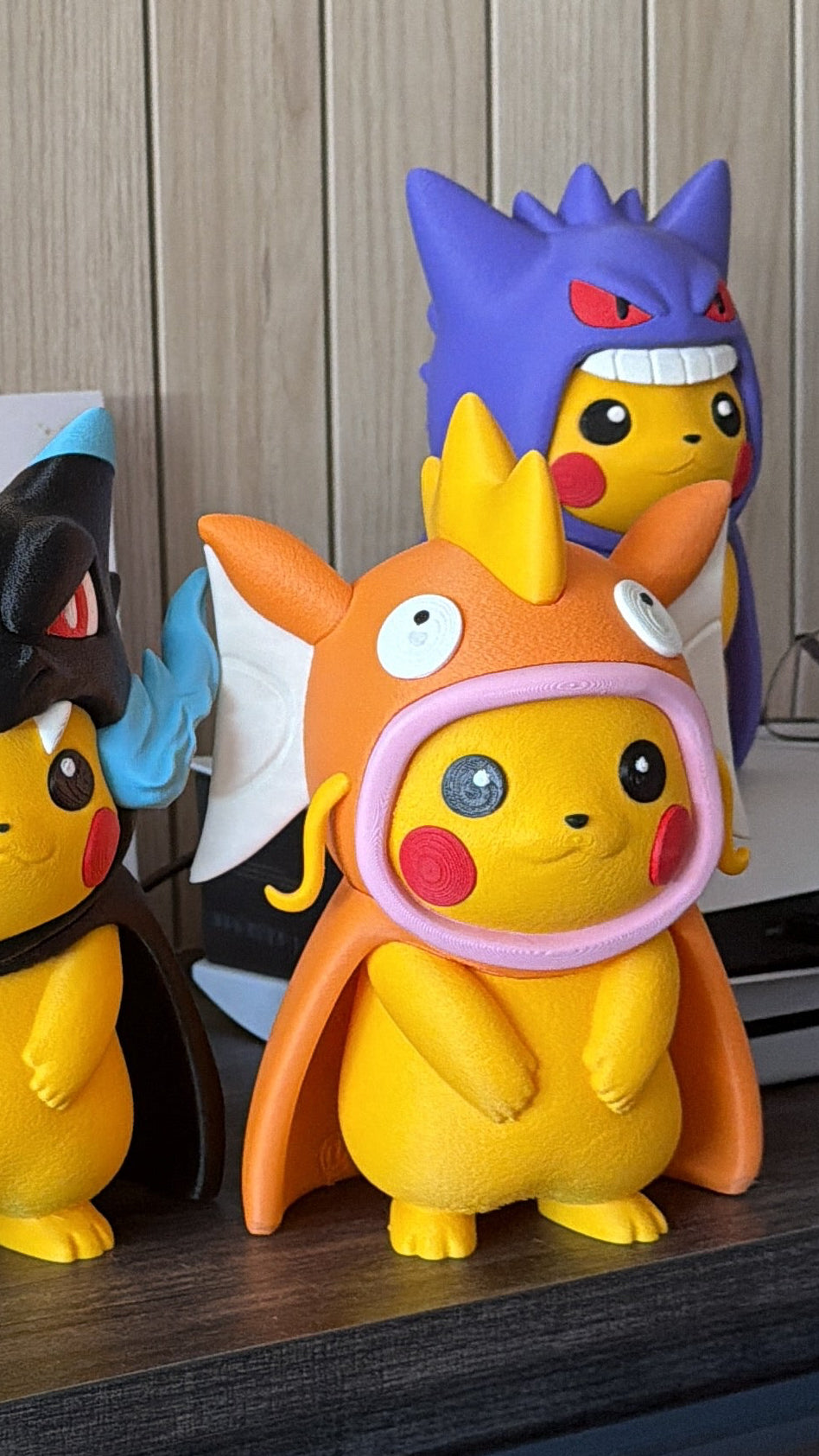 Pikachu poncho Magikarp