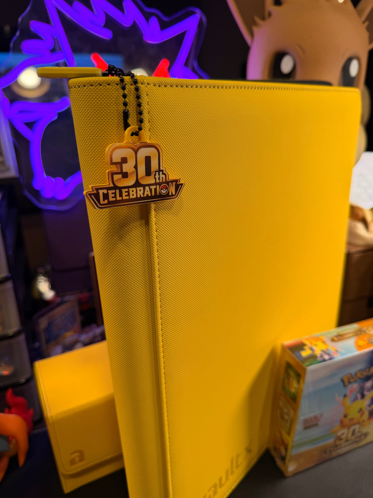Llavero para álbum 30 aniversario Pokemon